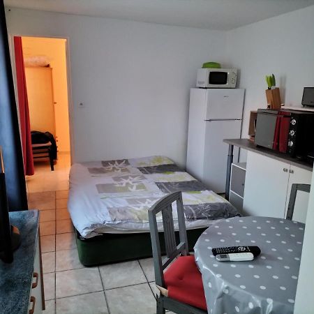 Maisonnee Avec Une Chambre Saint-Michel-en-l'Herm Екстер'єр фото